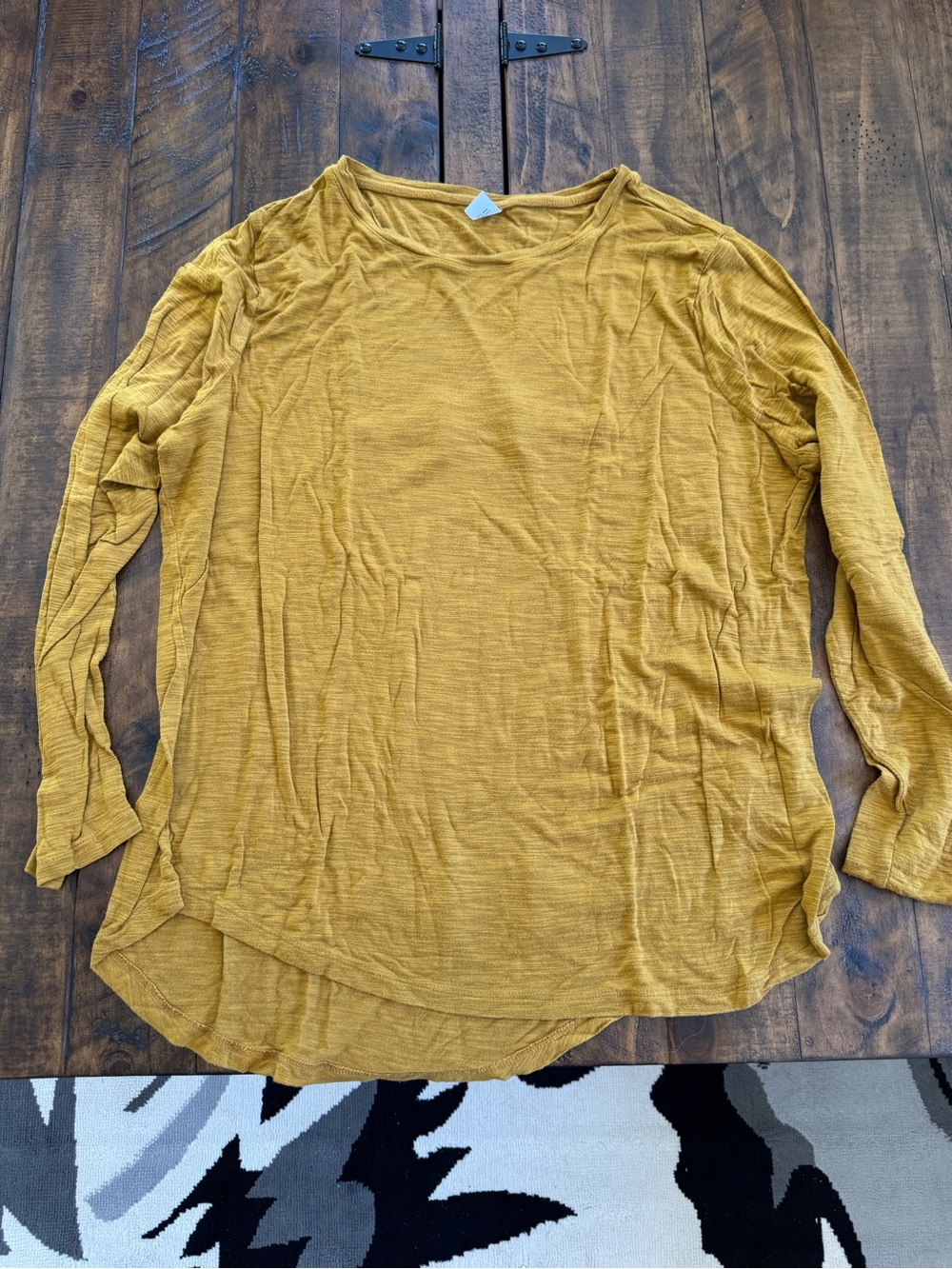 Old Navy Mustard Yellow Long Sleeve Lightweight Women's Top